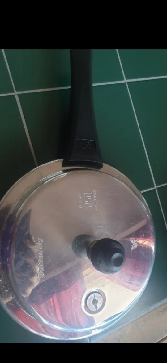 Prestige Pressure Cooker Valve  🇨🇦/ shipping available image indicator(2)