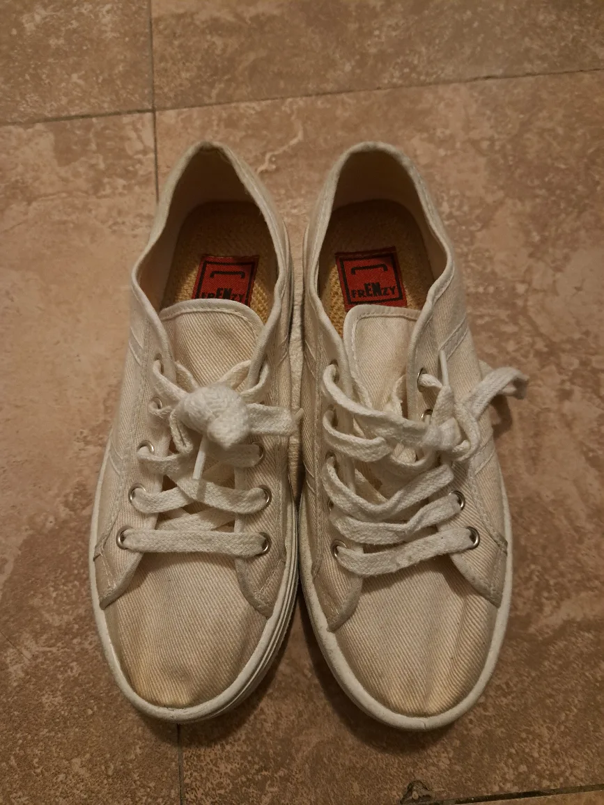 Frenzy White Canvas Sneakers - Size 8 thumbnail