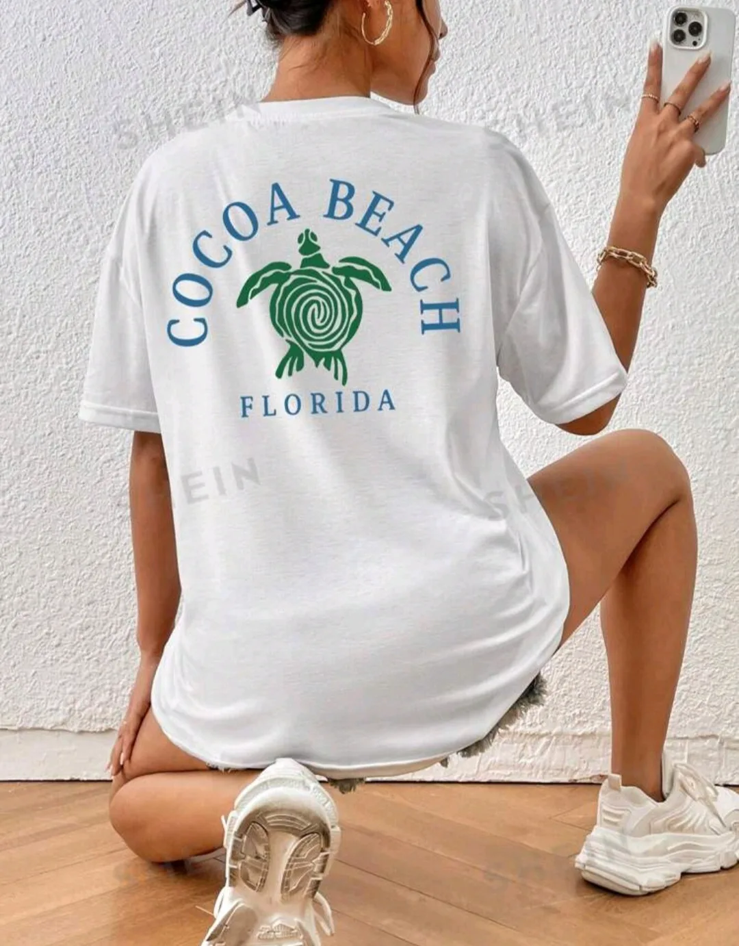 Shein Oversized Graphic T-Shirt - Size S thumbnail