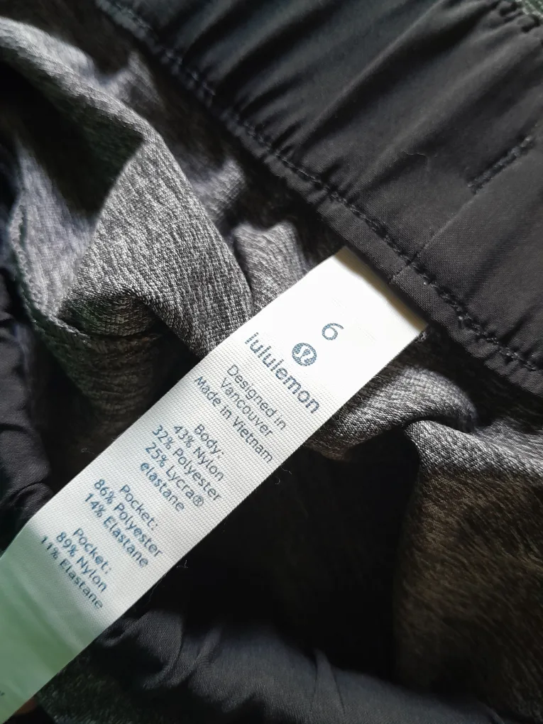 Lululemon Grey Jogger Pants Size 6 thumbnail