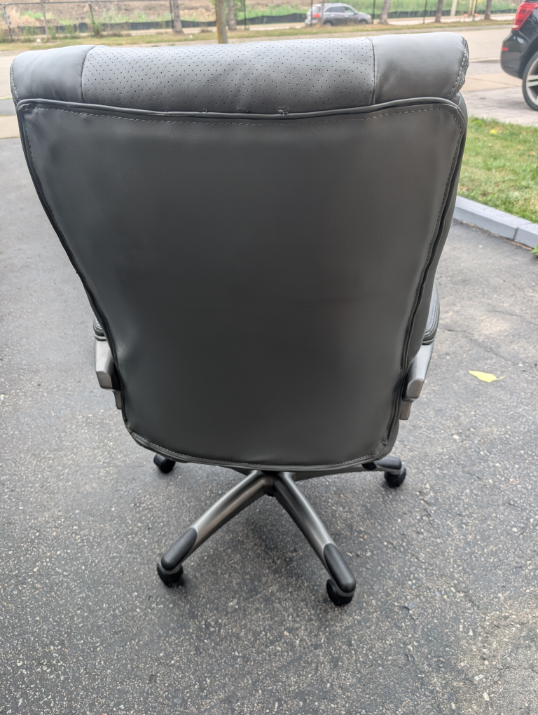 Grey Leather Office Chair - photo 5