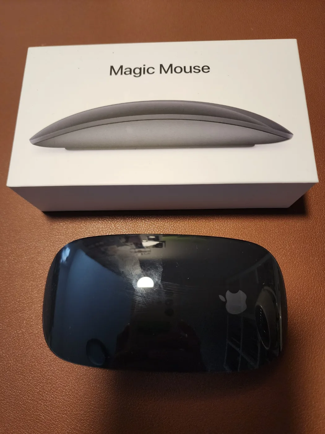 Apple Magic Mouse 2 – Space Gray (Model A1657) image indicator(2)
