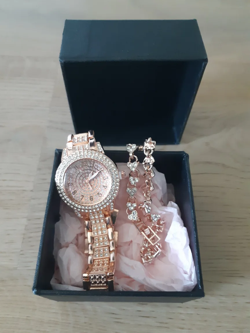 New Rose Gold Watch & Bracelet a set $30. thumbnail