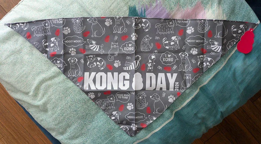 "Kong" Bandana For Dogs and Cats - BRAND NEW, NEVER USED image indicator(2)