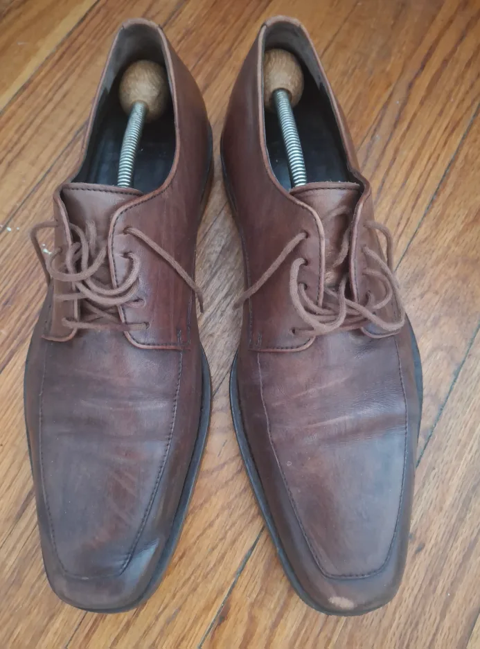 HUGO BOSS men's dress shoes in brown leather size 8. thumbnail