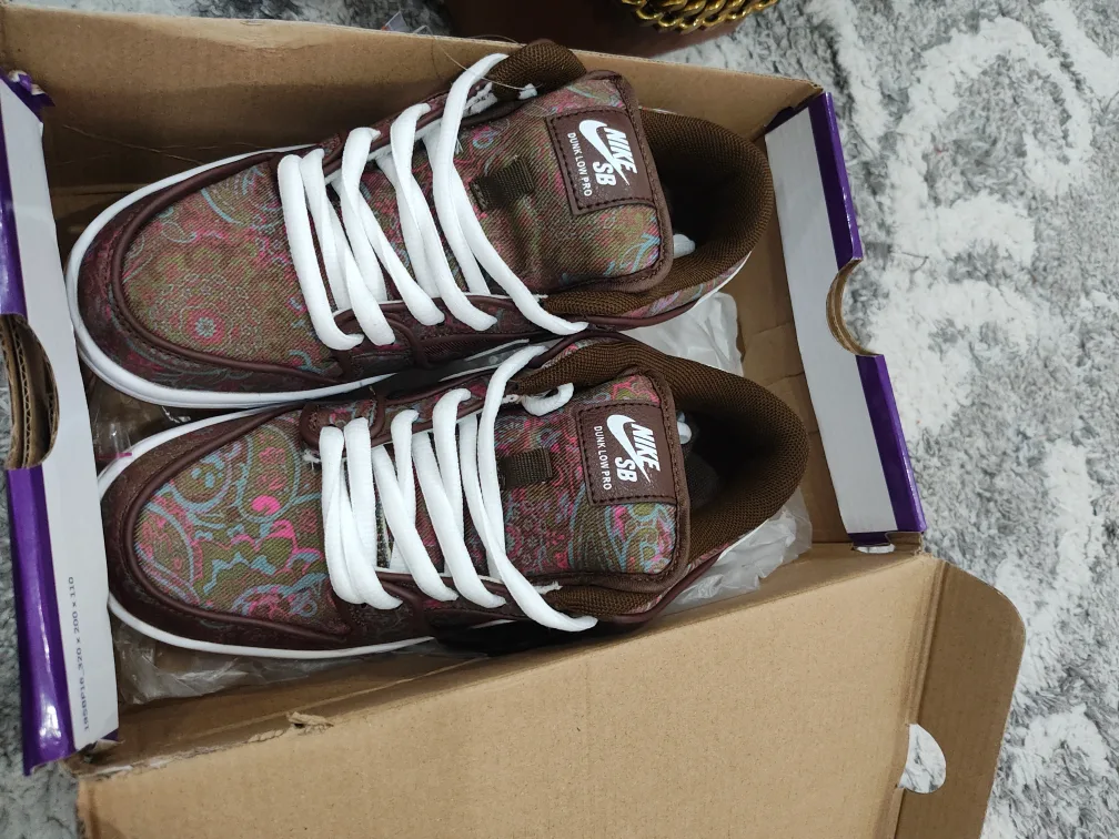 Nike SB Dunk Low Pro Paisley Size 8 Women's thumbnail