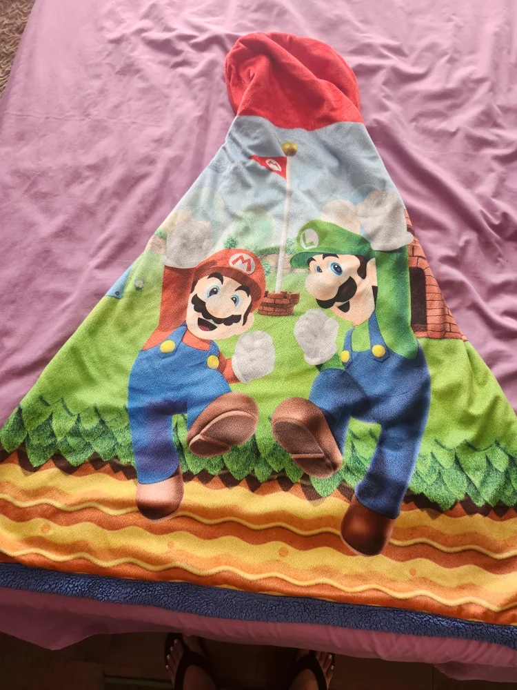 Nintendo Super Mario Hooded Blanket thumbnail