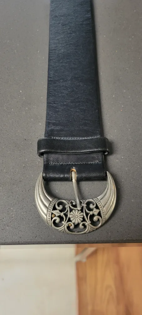 Black Leather Belt with Ornate Buckle image indicator(4)