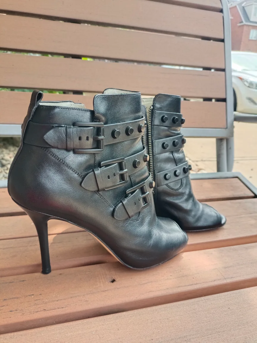 Black Leather Open Toe Ankle Boots (Michael Kors) image indicator(4)