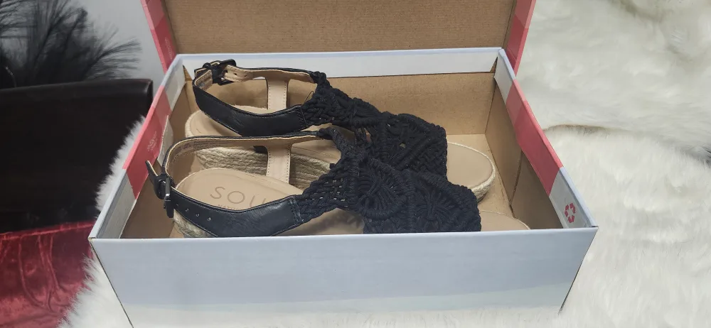 Soul Naturalizer Oasis Black Macrame Sandals - Size 9.5 image indicator(4)