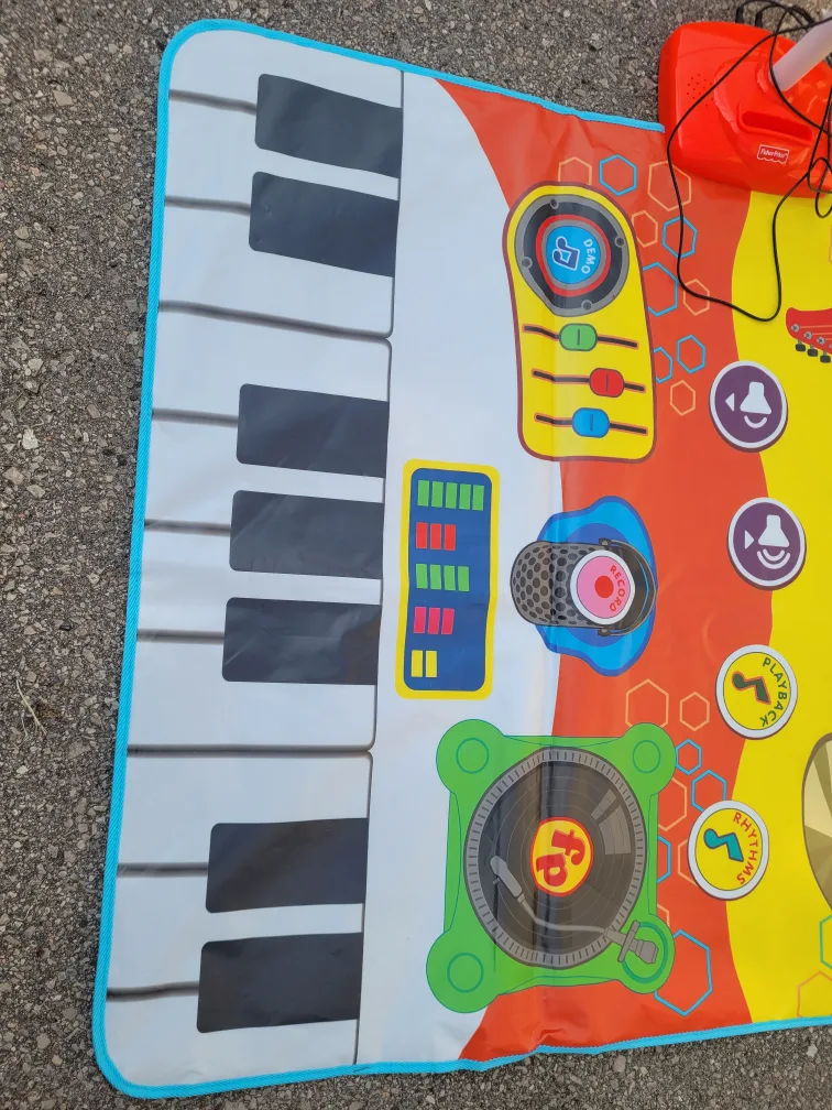 Fisher-Price  Electronic 🇨🇦 Music Mat with 2 Microphones image indicator(3)
