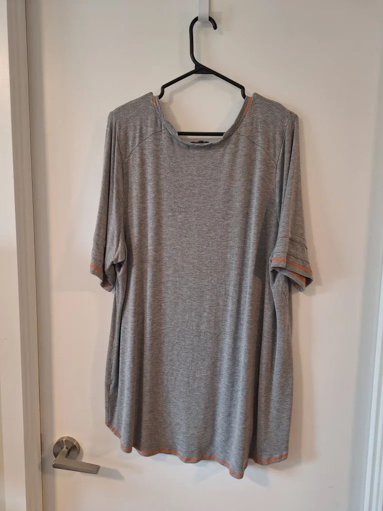 mblm Grey T-Shirt -sz lrg image indicator(2)