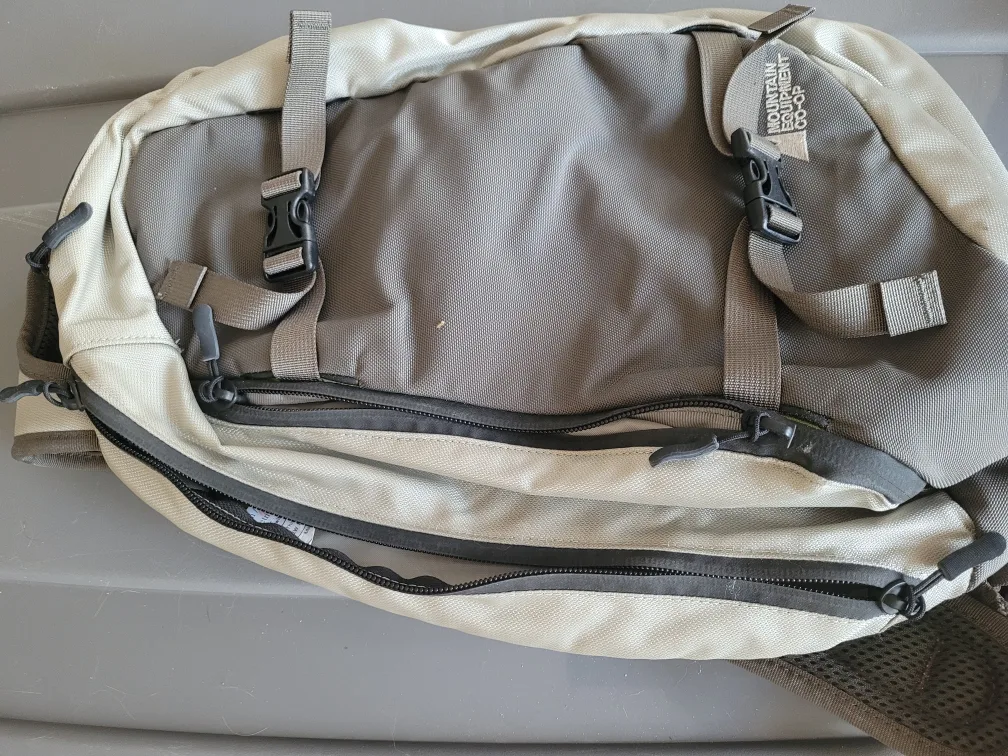 MEC slingbag thumbnail