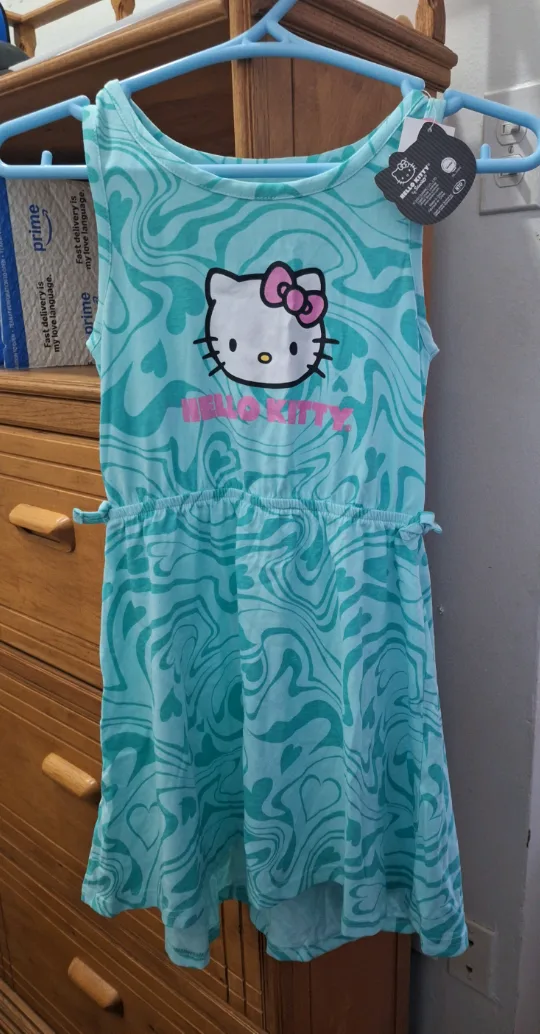 Hello Kitty Dress - Size M (7/8) thumbnail