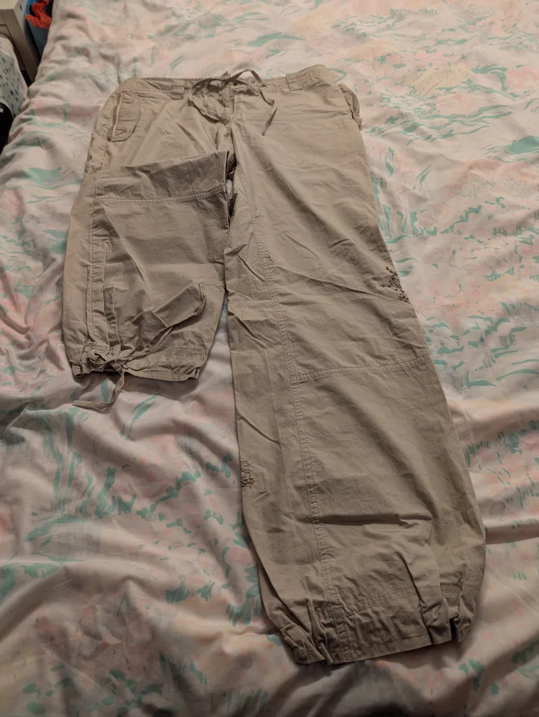 Le Chateau Beige Cotton Pants Size 7/8 thumbnail