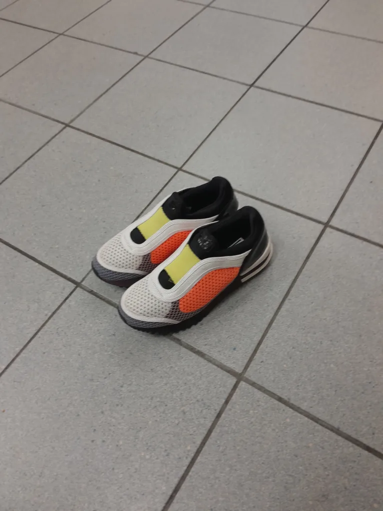 Onitsuka Tiger D-TRAINER Size 6 thumbnail