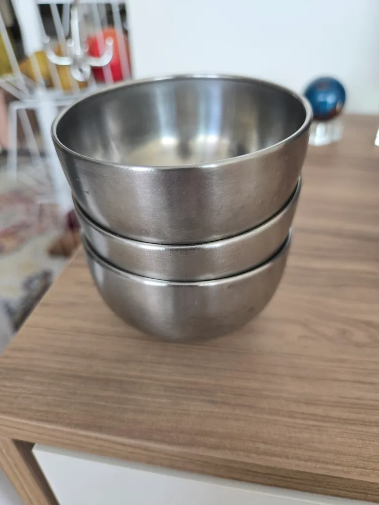 Set of 3 Stainless Steel Bowls thumbnail