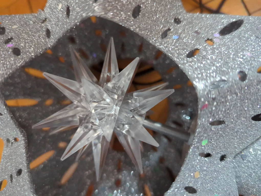 Glittery Christmas Tree Star Topper image indicator(2)