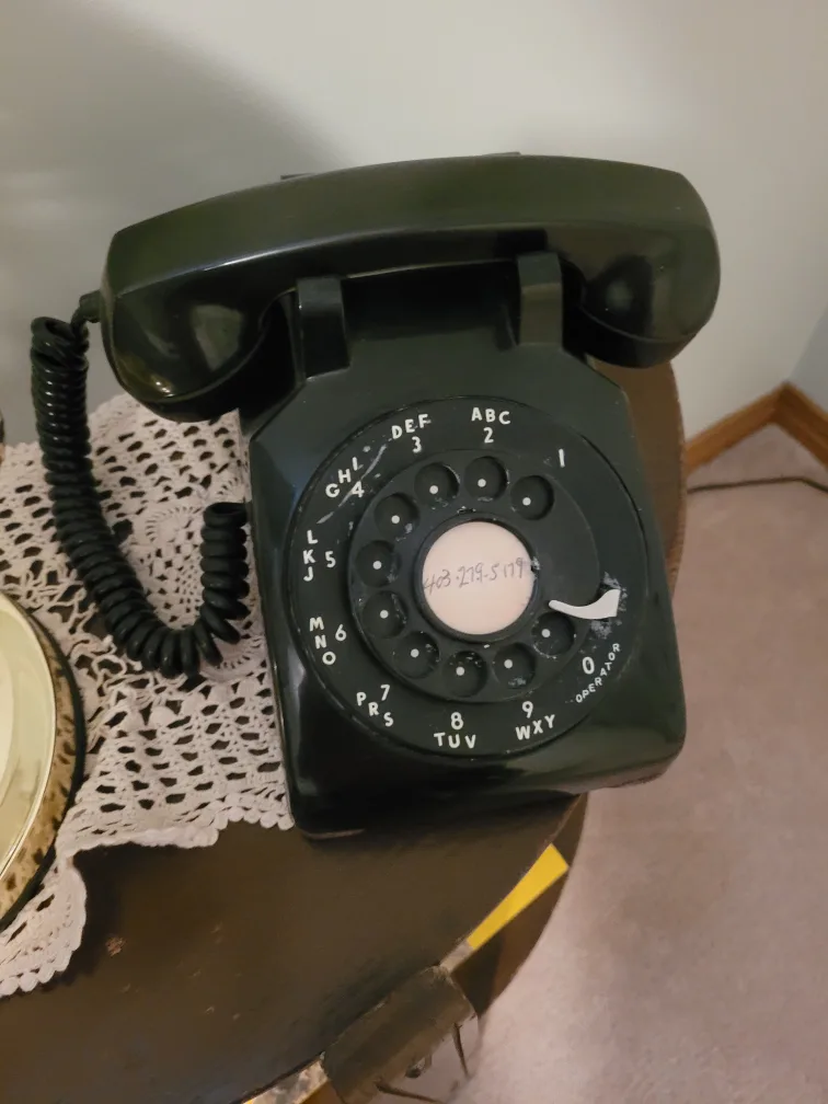 Vintage Rotary Dial Telephone - Classic Black thumbnail
