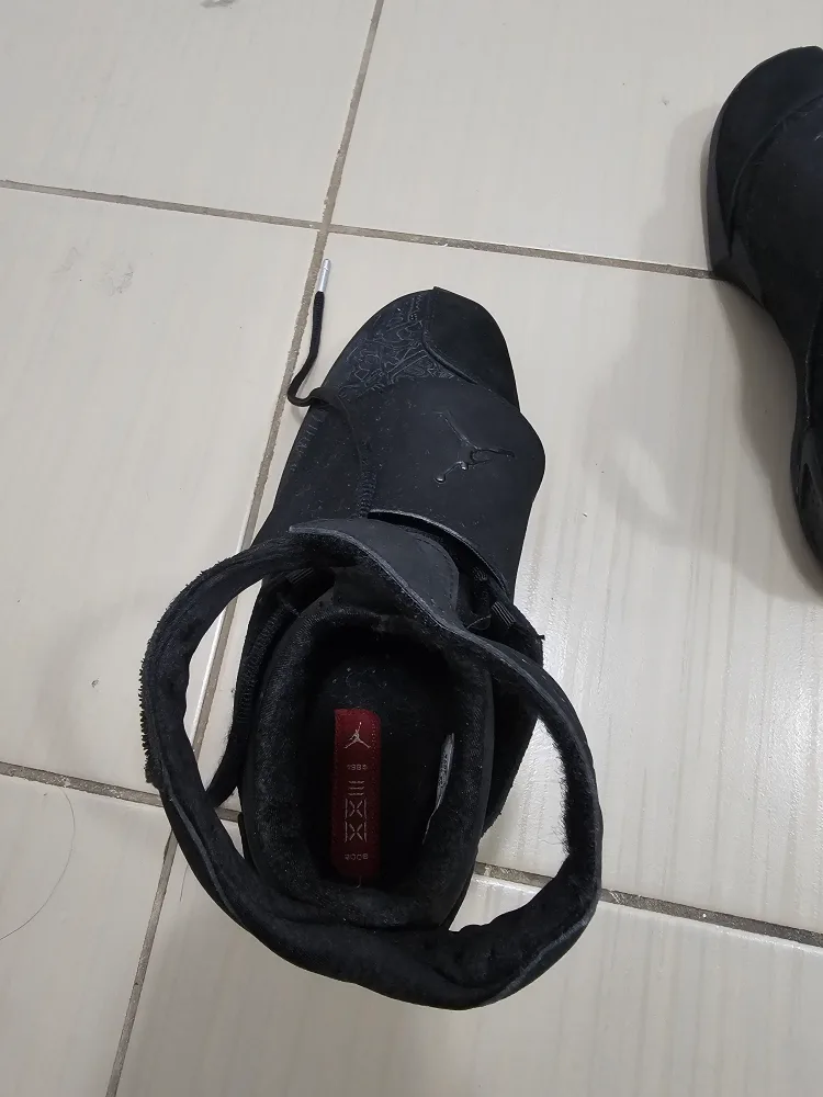 Jordan Black Shoes image indicator(3)