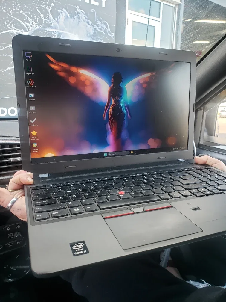 Lenovo ThinkPad Laptop thumbnail