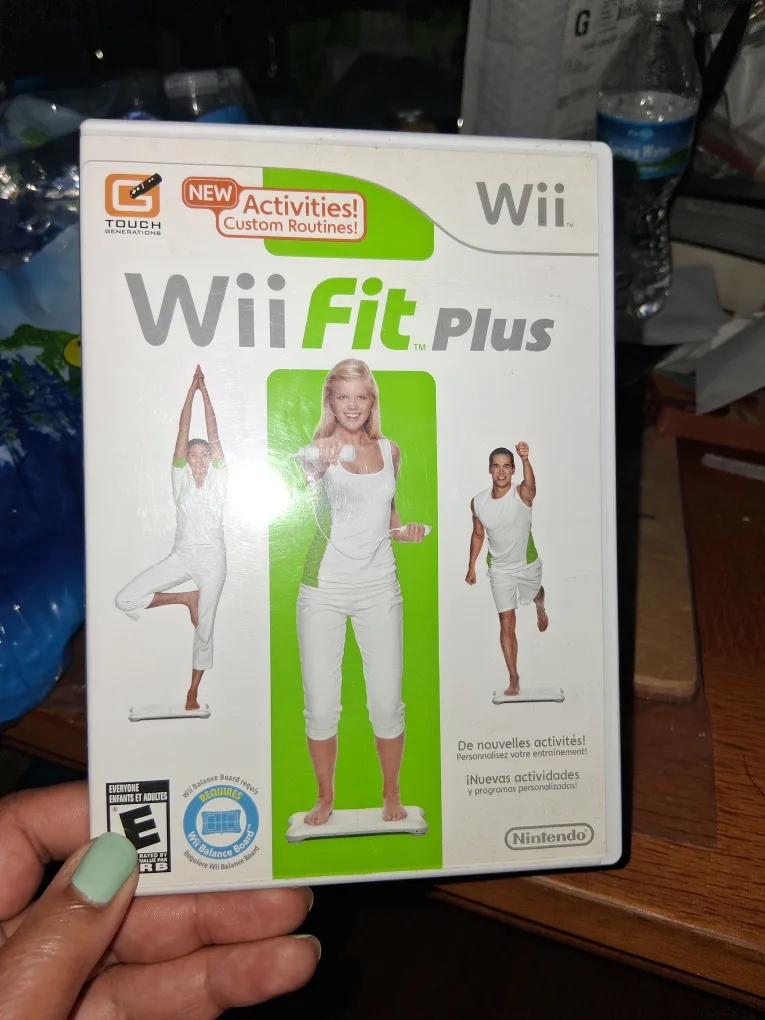 Wii Fit Plus Game for Nintendo Wii image indicator(2)