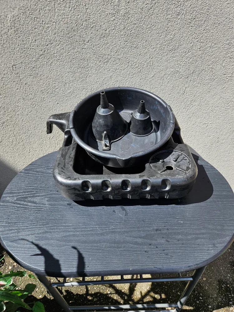 Oil Drain Pan with Funnels thumbnail