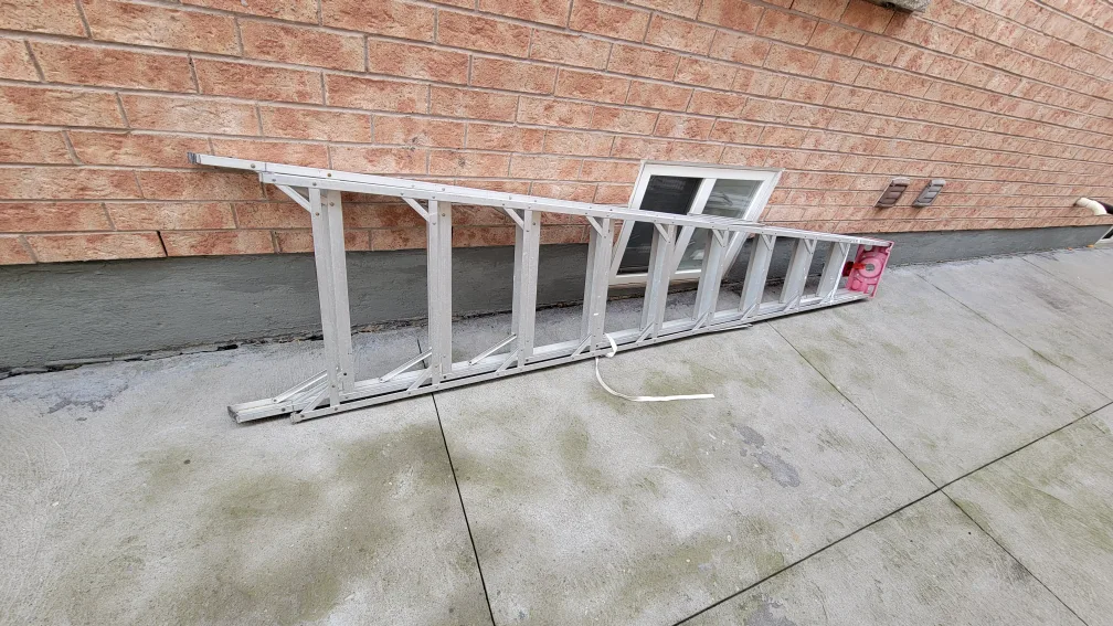Aluminum Ladder thumbnail