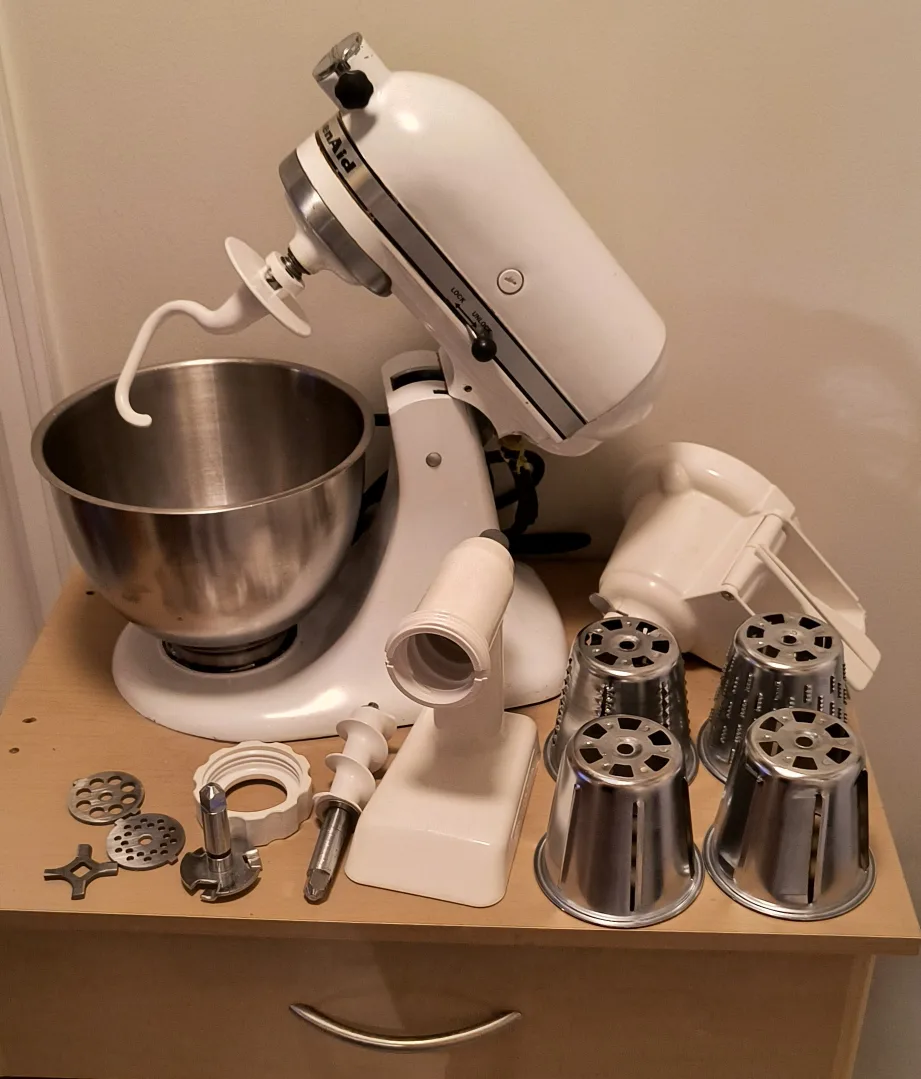KitchenAid K45 4.5-Quart Tilt-Head 10 Speed Stand Mixer thumbnail