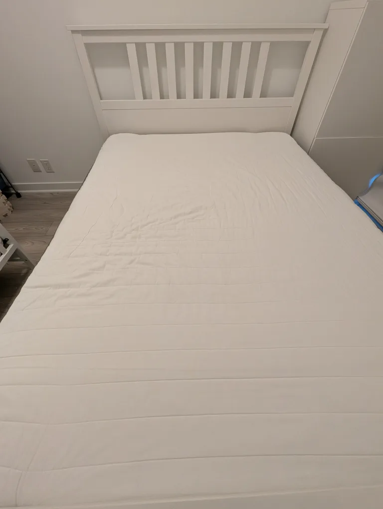 Ikea Hemnes Bed Frame and Mattress image indicator(6)