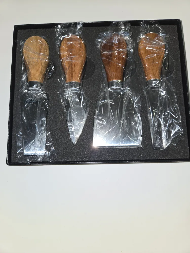 Jlian Mior 4 Piece Stainless Steele Cheese Set thumbnail