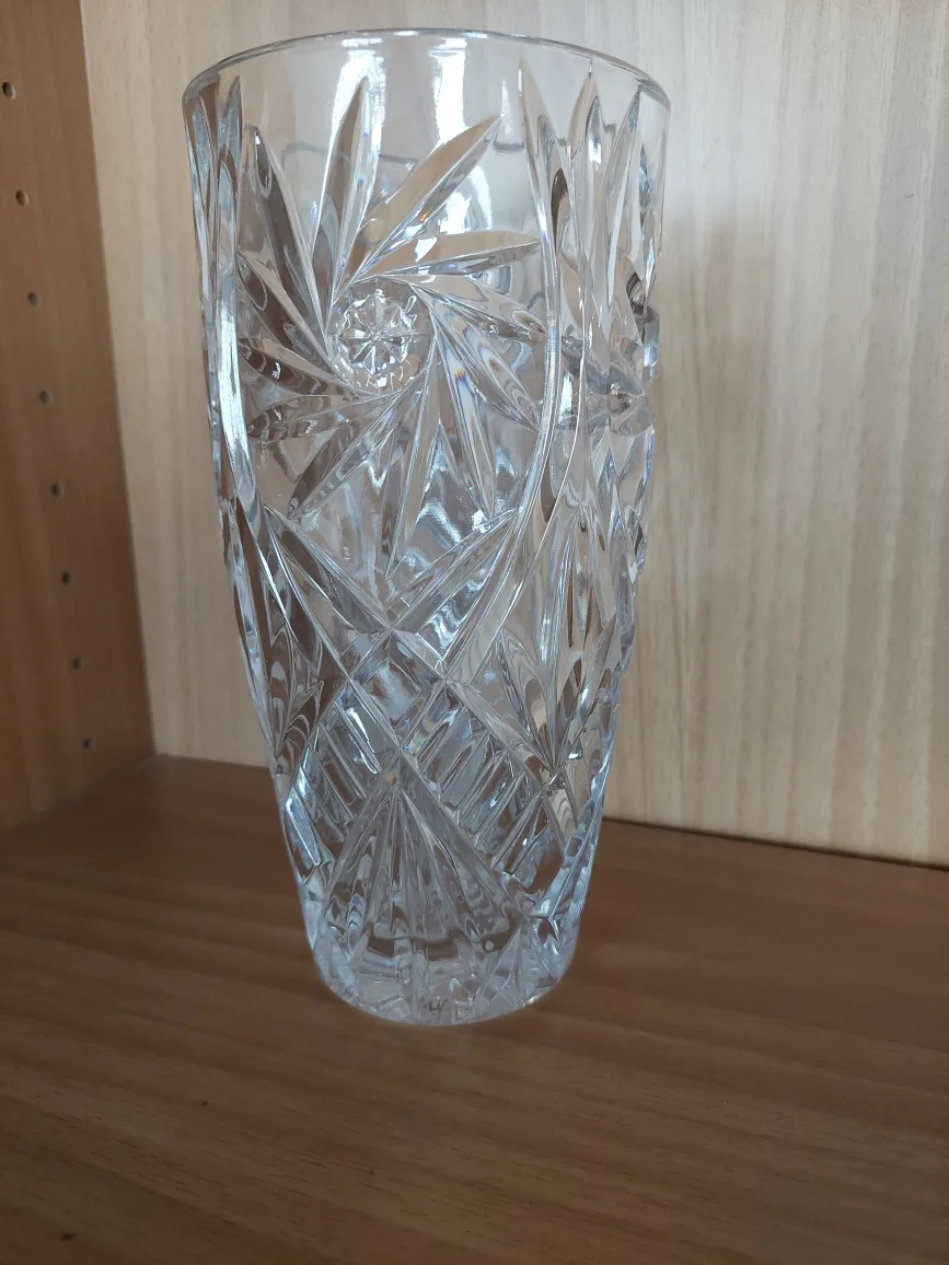 Crystal Clear Glass Vase thumbnail