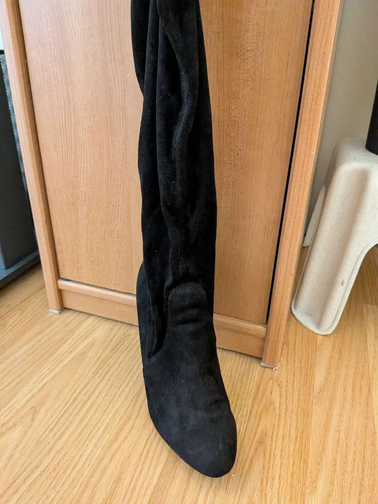 Steve Madden Black Knee High Swede Heeled Boots image indicator(5)