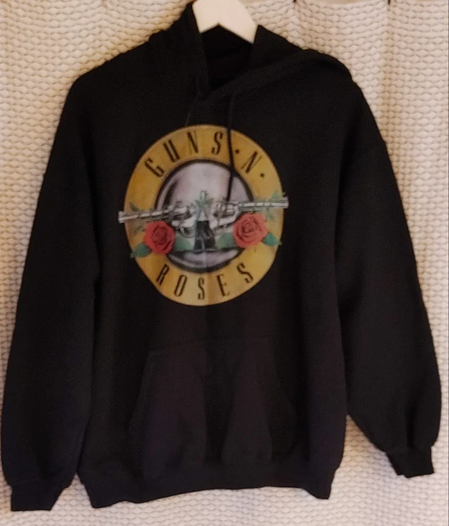 Gildan Guns N' Roses Black Hoodie - Size L thumbnail