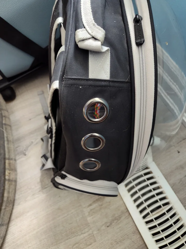 Pet Carrier Backpack - Space Capsule Design image indicator(3)