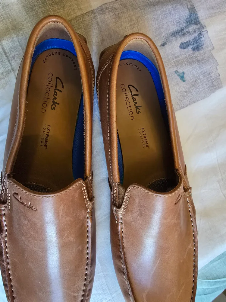 Clarks Collection Tan Leather Loafers - Size 11 thumbnail