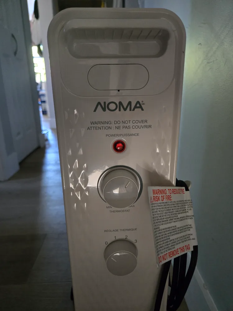 Two NOMA Oil Filled Radiator Heaters - White 🇨🇦 image indicator(2)