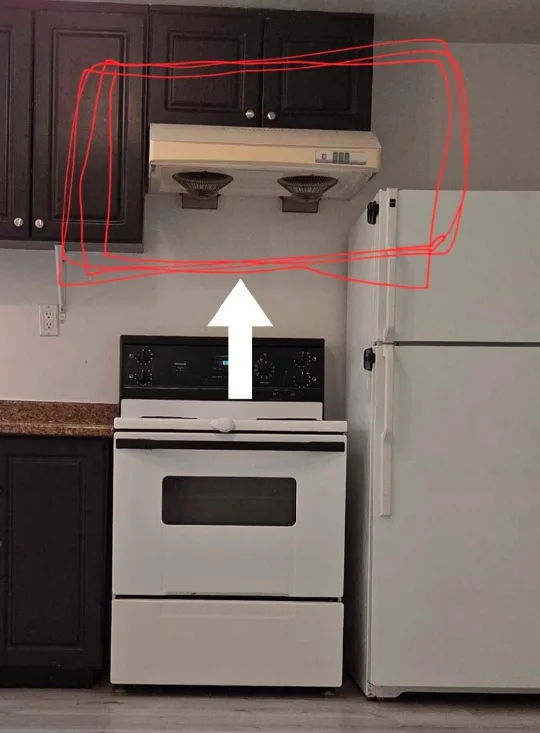 Free Hood / Vent for stove thumbnail
