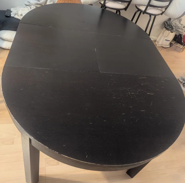 ✨️Moving Sale✨️ Extendable Round Dining Table thumbnail