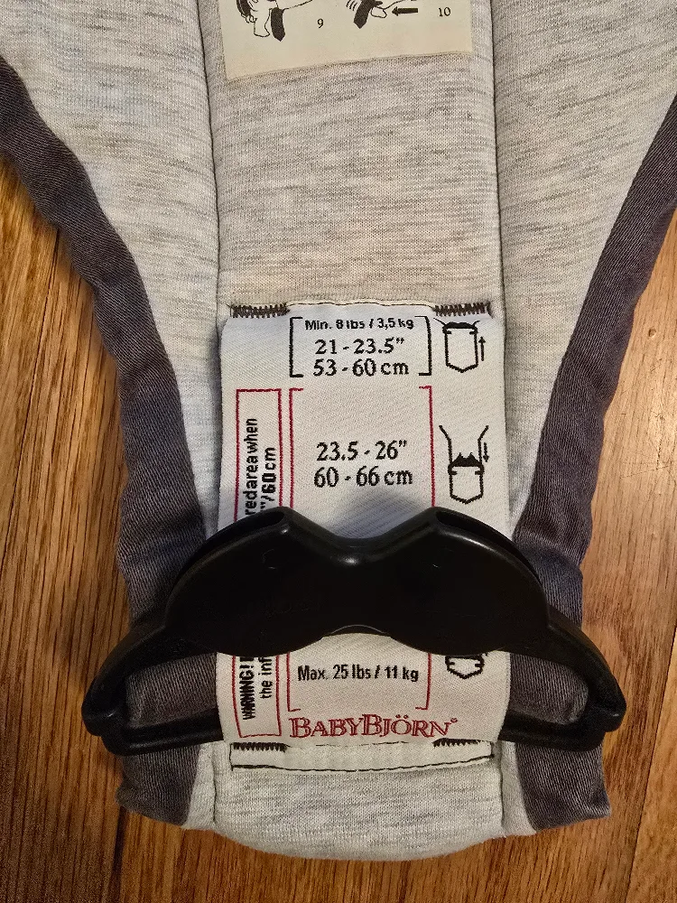 BabyBjörn Baby Carrier - Gray image indicator(3)