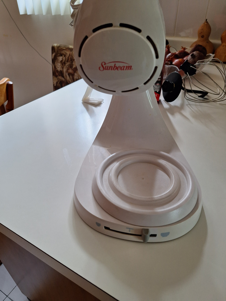 Sunbeam Stand Mixer with Bowls and Attachments