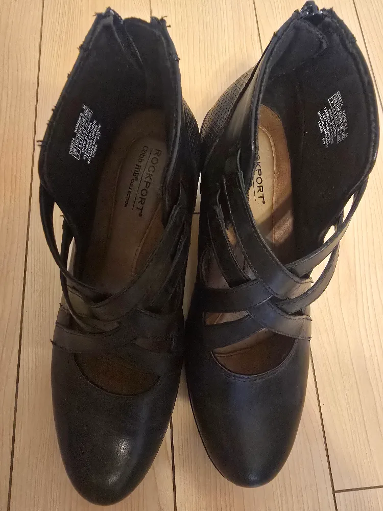 Rockport Cobb Hill Collection Heels - Size 7 thumbnail