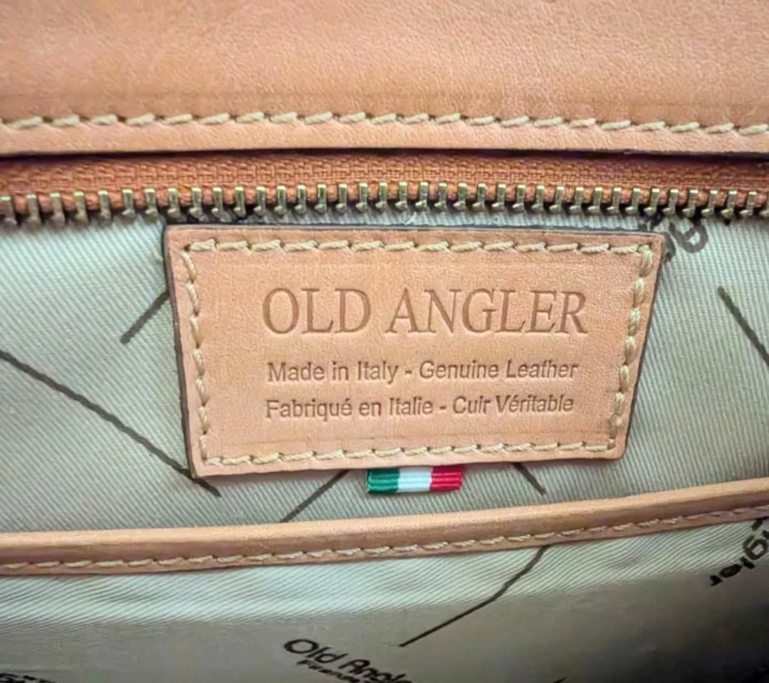 Genuine Italian Leather Backpack image indicator(6)