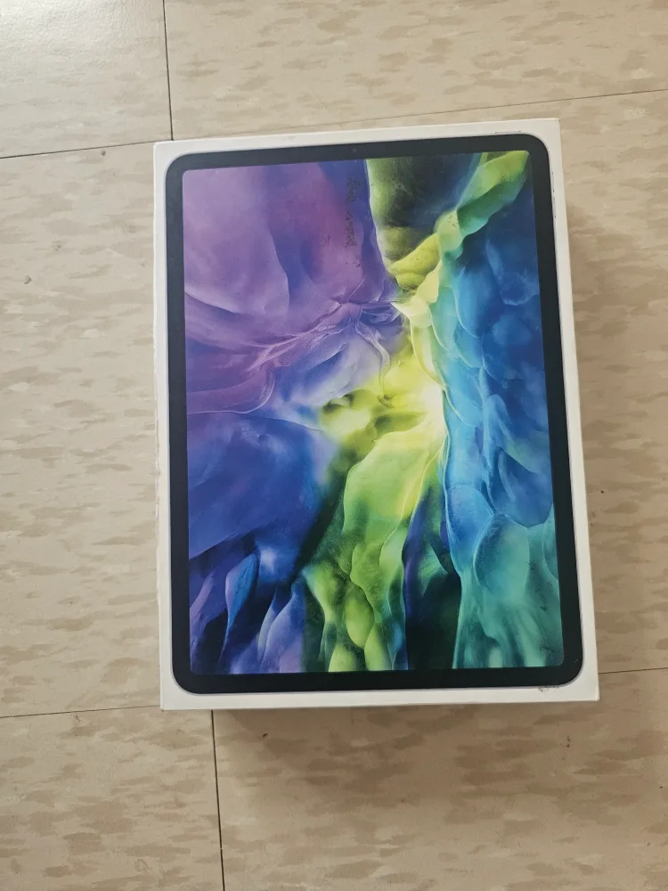 iPad Pro 2nd gen + Free AirPods *Offer* thumbnail