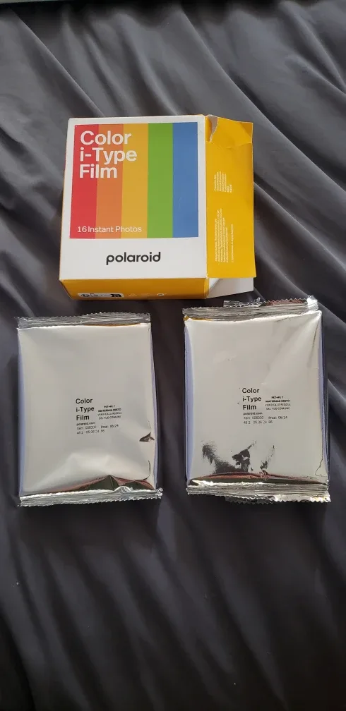polariod 600 i-type film (16) thumbnail