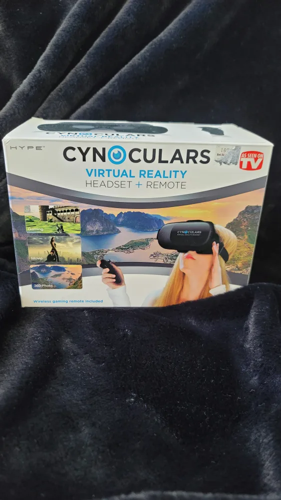 Hype Cynoculars Virtual Reality Headset + Remote - New thumbnail