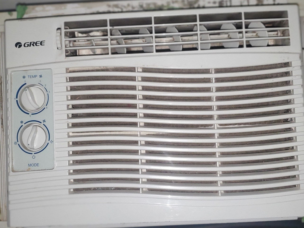 GREE Window Air Conditioner
