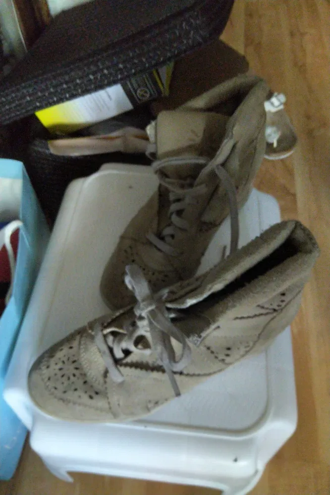 Skechers Wedge Heel Sneakers/size 7 image indicator(5)