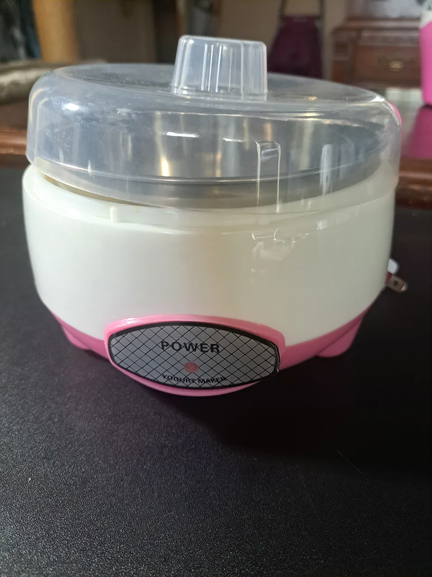 Ice Cream Maker with Instruction Manual thumbnail