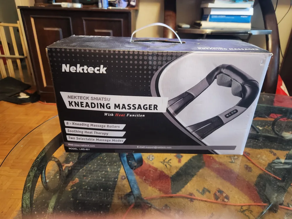 Nekteck Shiatsu Kneading Massager with Heat thumbnail